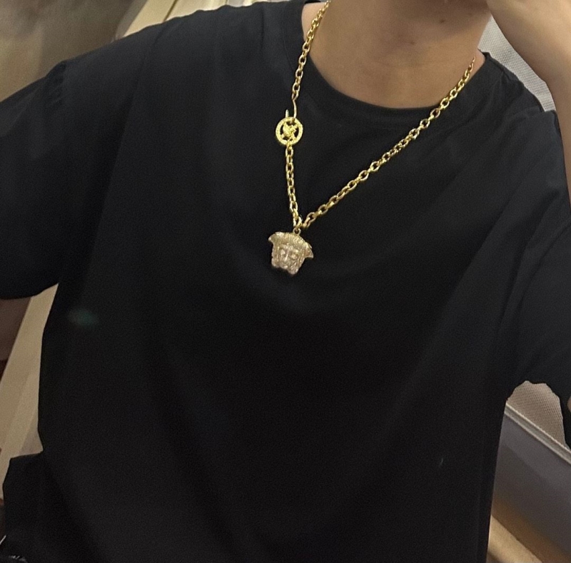 LV Necklaces